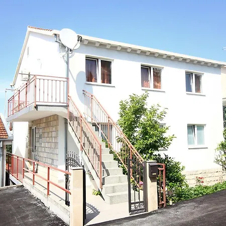 10083a * Trpanj